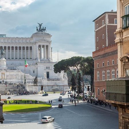 Amazing Suite Piazza Venezia Рим Екстер'єр фото